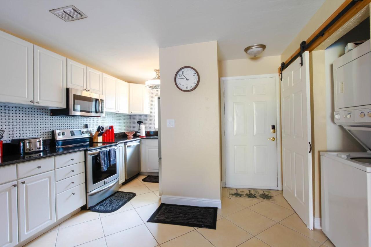 Seatuit Condominiums With Boat Slip Cape Coral Exteriör bild